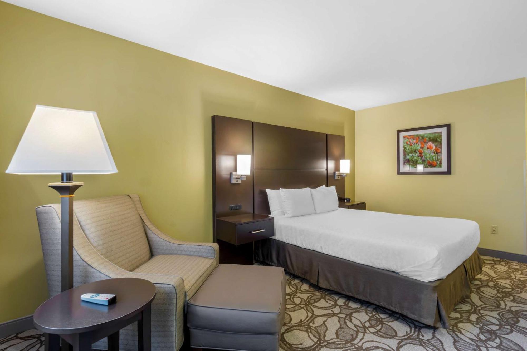 Отель Best Western Plus Plaza By The Green Кент Экстерьер фото